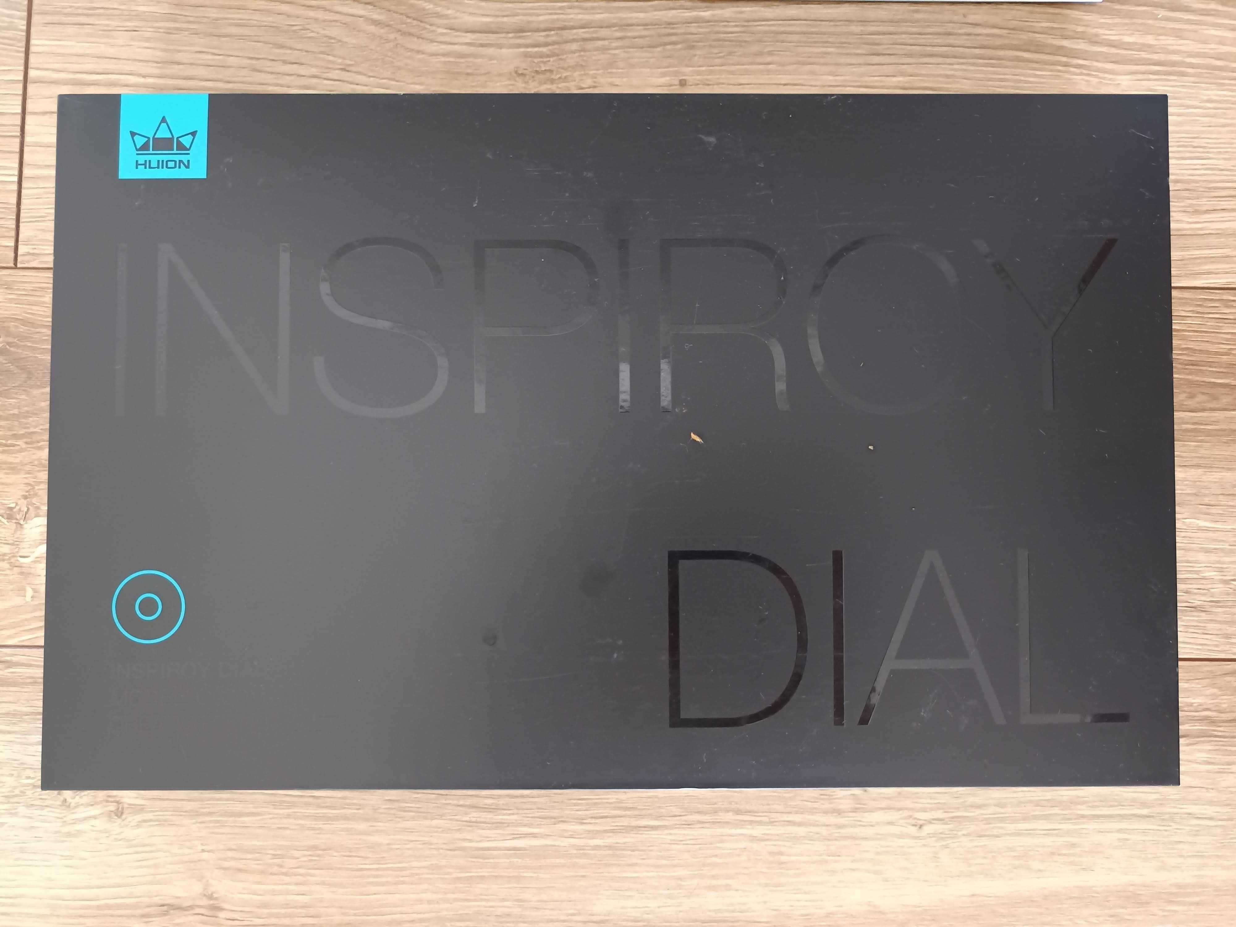 Tablet graficzny Huion Inspiroy Dial Q620M
