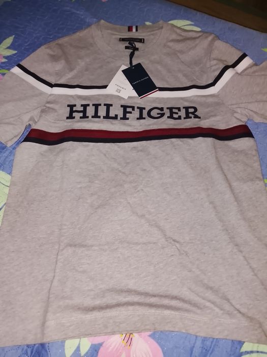 Tommy Hilfiger ...