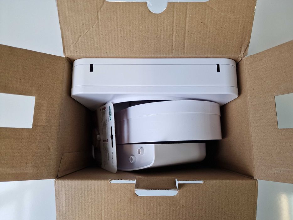 Drzwiczki wahadłowe PetSafe 23 x 23 cm biały dla kota