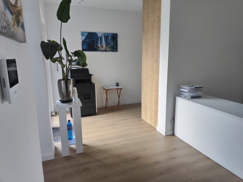 Wynajmę lokal biuro/gabinet 100m2