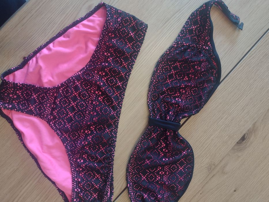 Strój kąpielowy r.XL