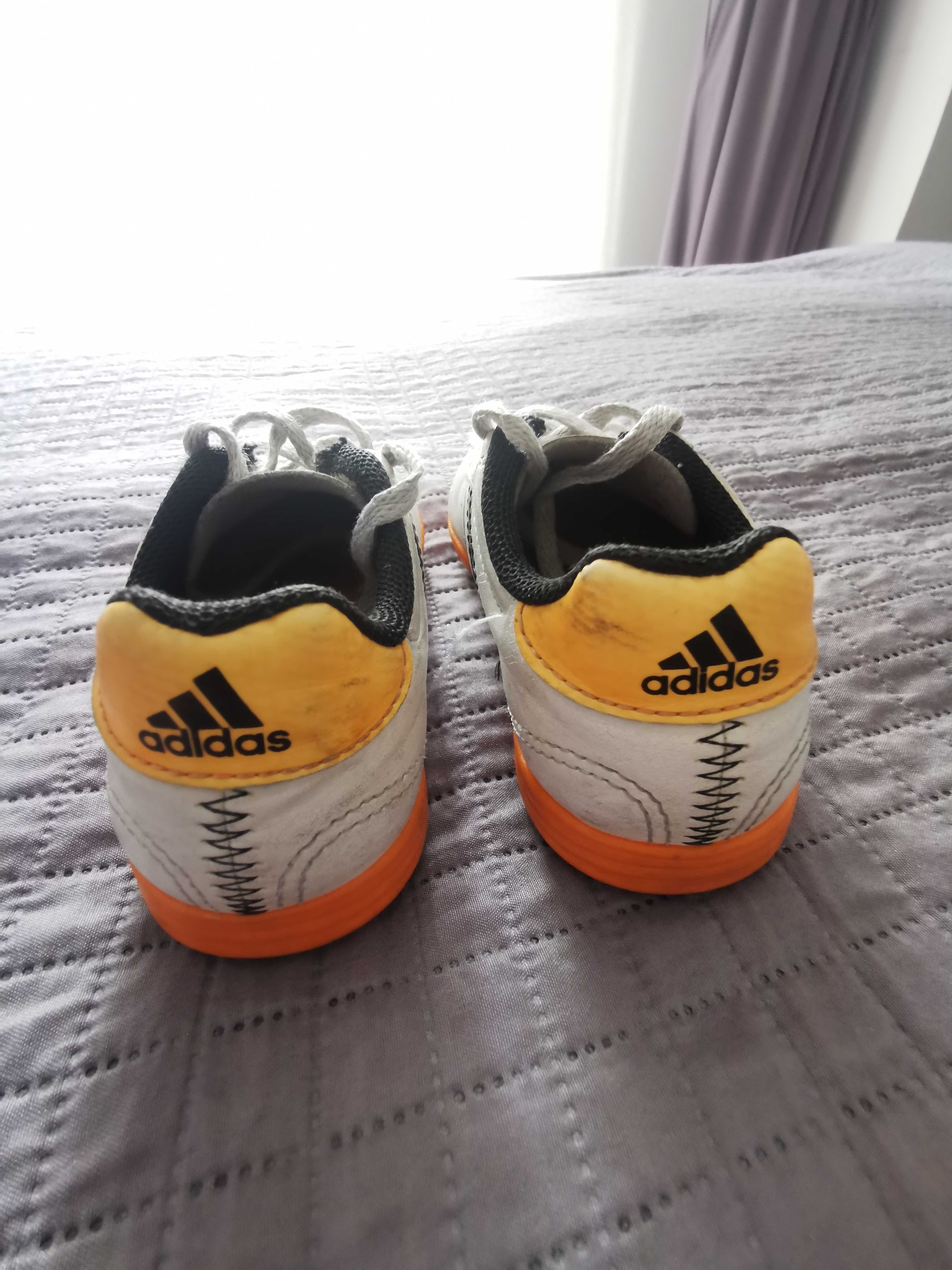 Korki halówki dziecięce Adidas rozmiar 28