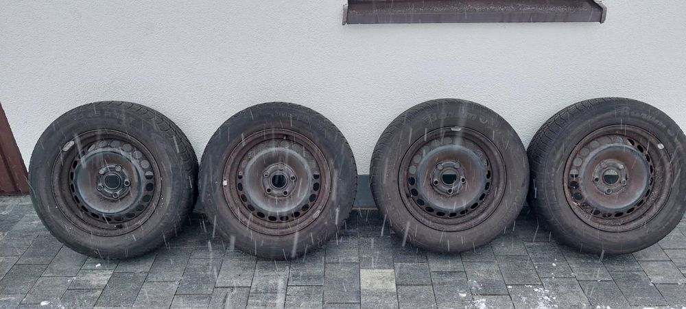 Opony zimowe i felgi stalowe