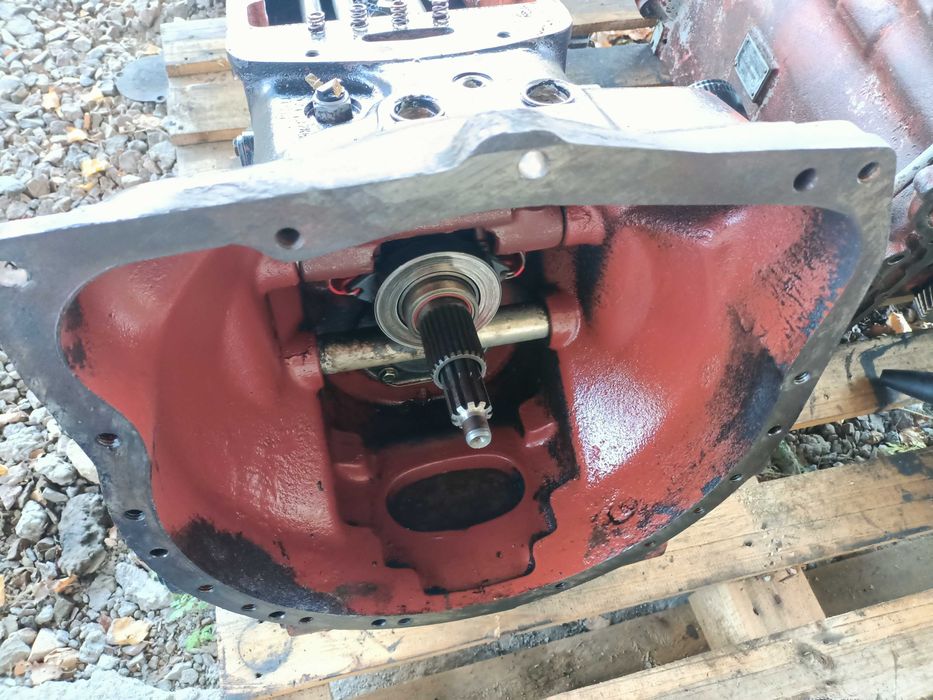 skrzynia most zwolnice mf massey ferguson 255 ,3512 ursus 2812 części