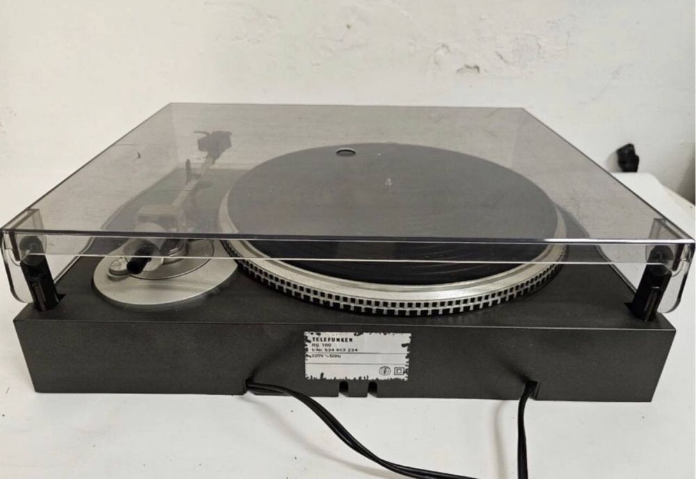 Gramofon Telefunken RS-100, made in Germany