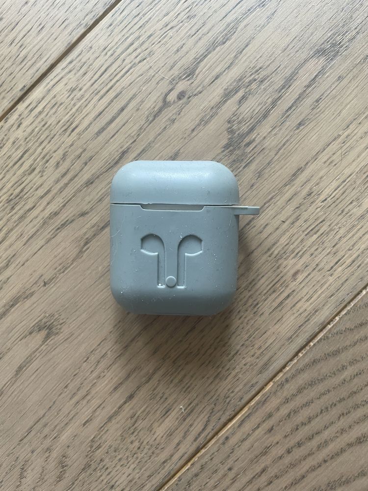 Airpods 2 оригінальні з безшнуровою зарядкою