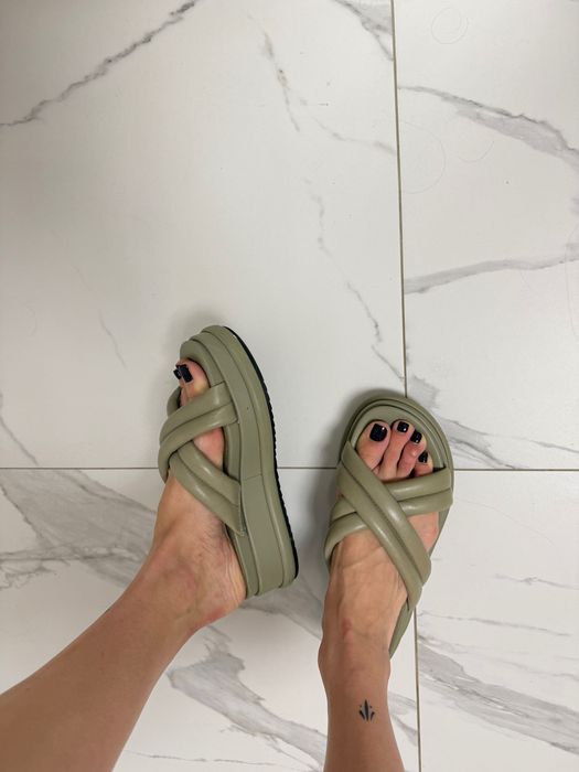 Tamaris шльопанці шкіра натуральна