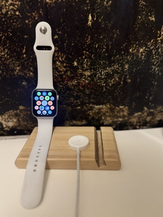 Apple watch Se 2 Gen 87%