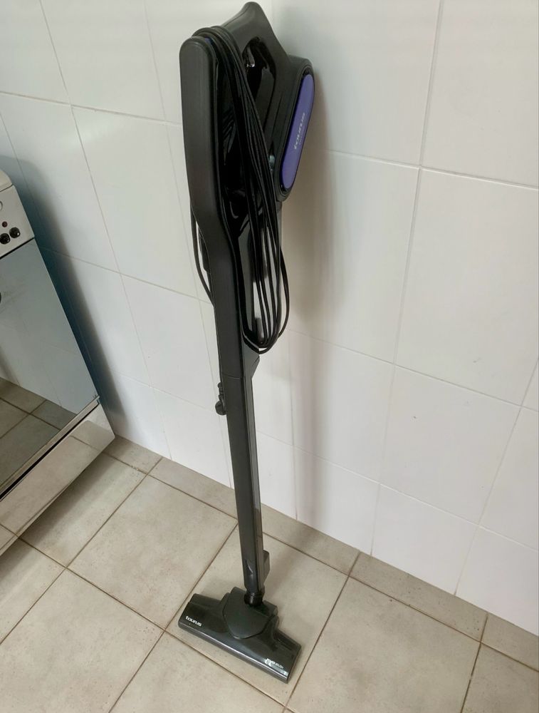 Aspirador Vertical Taurus