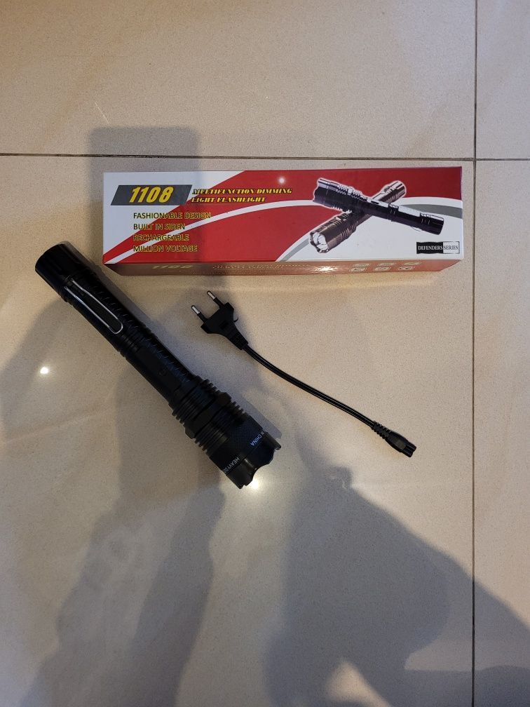 Latarka z paralizator 1108 + ładowarka