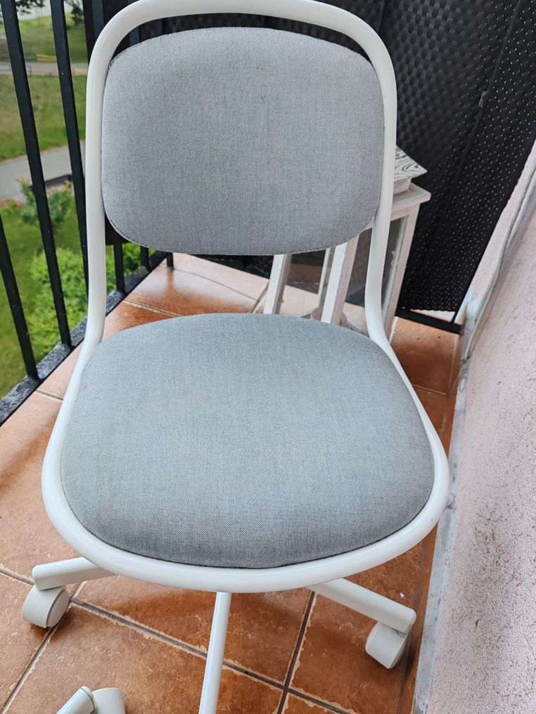 Krzesełko obrotowe, do biurka, ikea