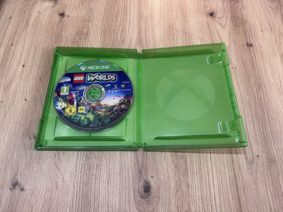 Gra Lego Worlds na xbox one/series x.