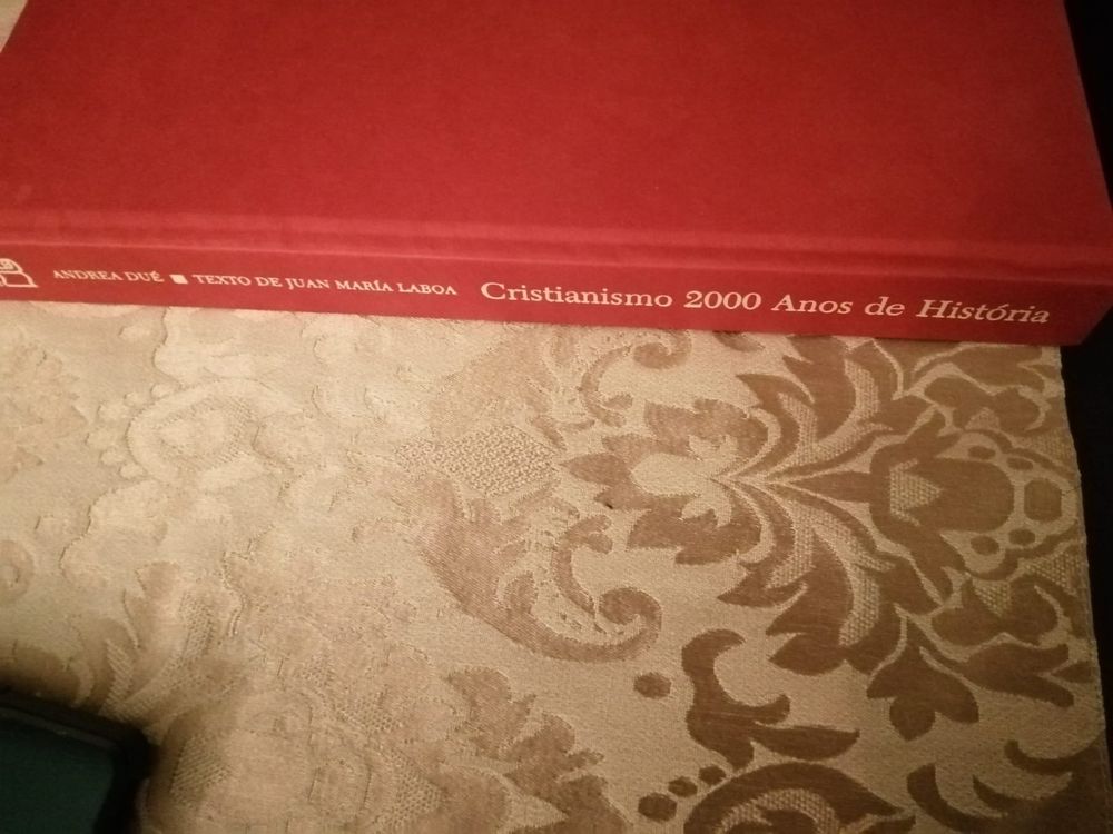 Cristianismo 2000 anos de História, Andrea Dué