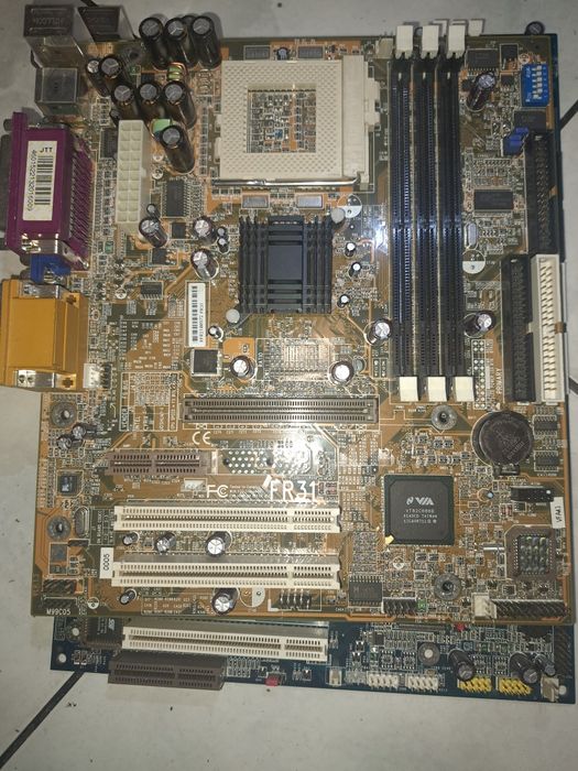 Płyty główne do komputera