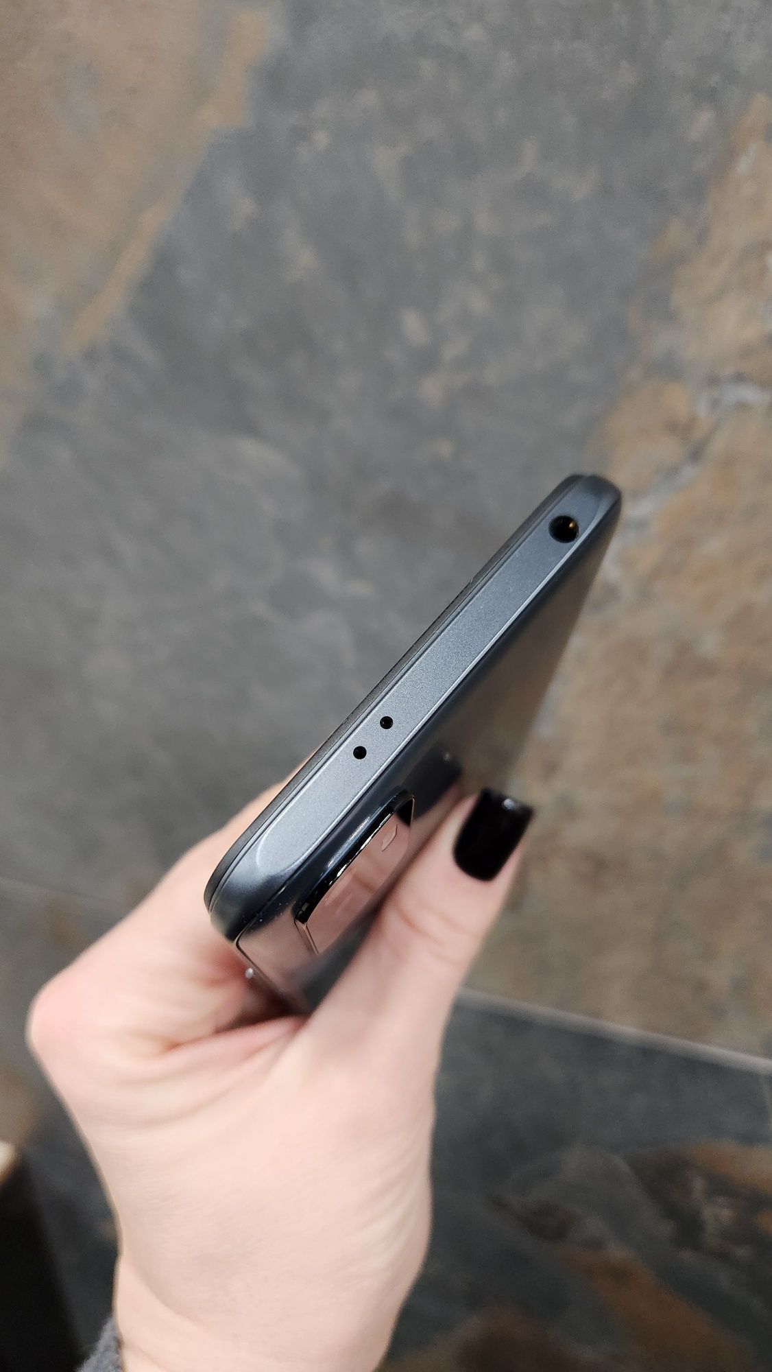 Xiaomi Redmi Note 10T 5G 4/64 space grey

Продаю