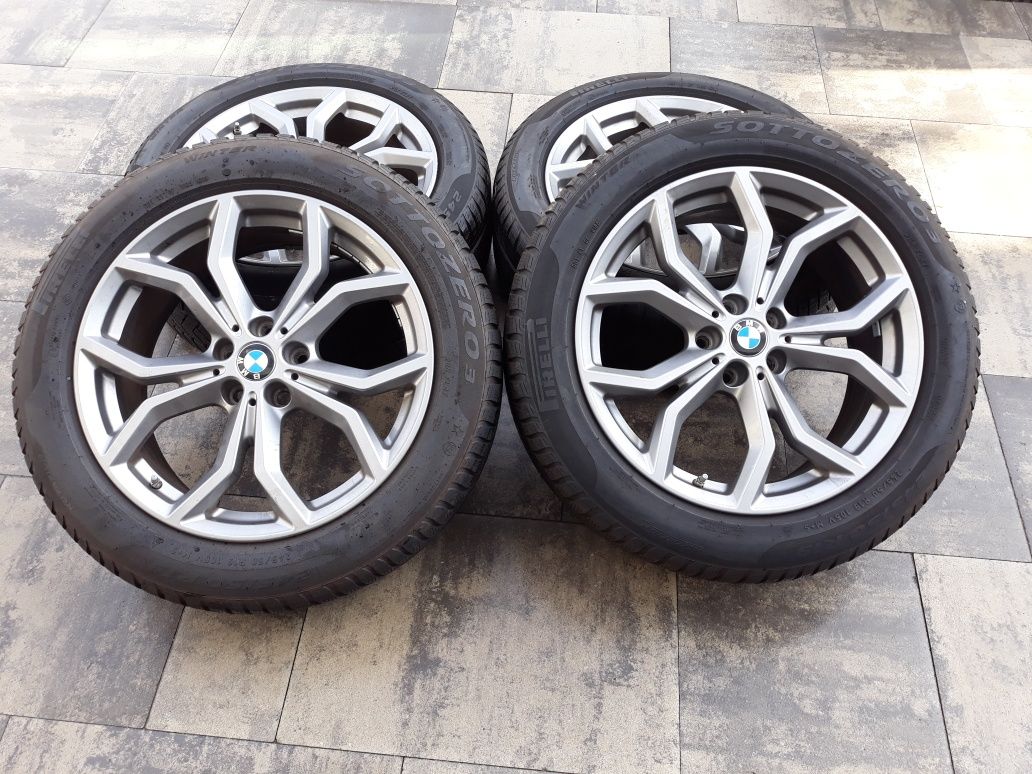 Oryginalne koła zimowe 19 BMW X3 G01 Pirelli 245/50 R19