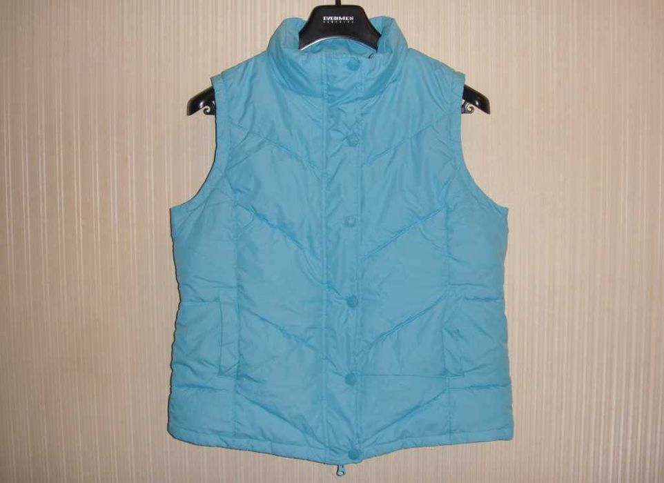 Женская жилетка Утиный пух L