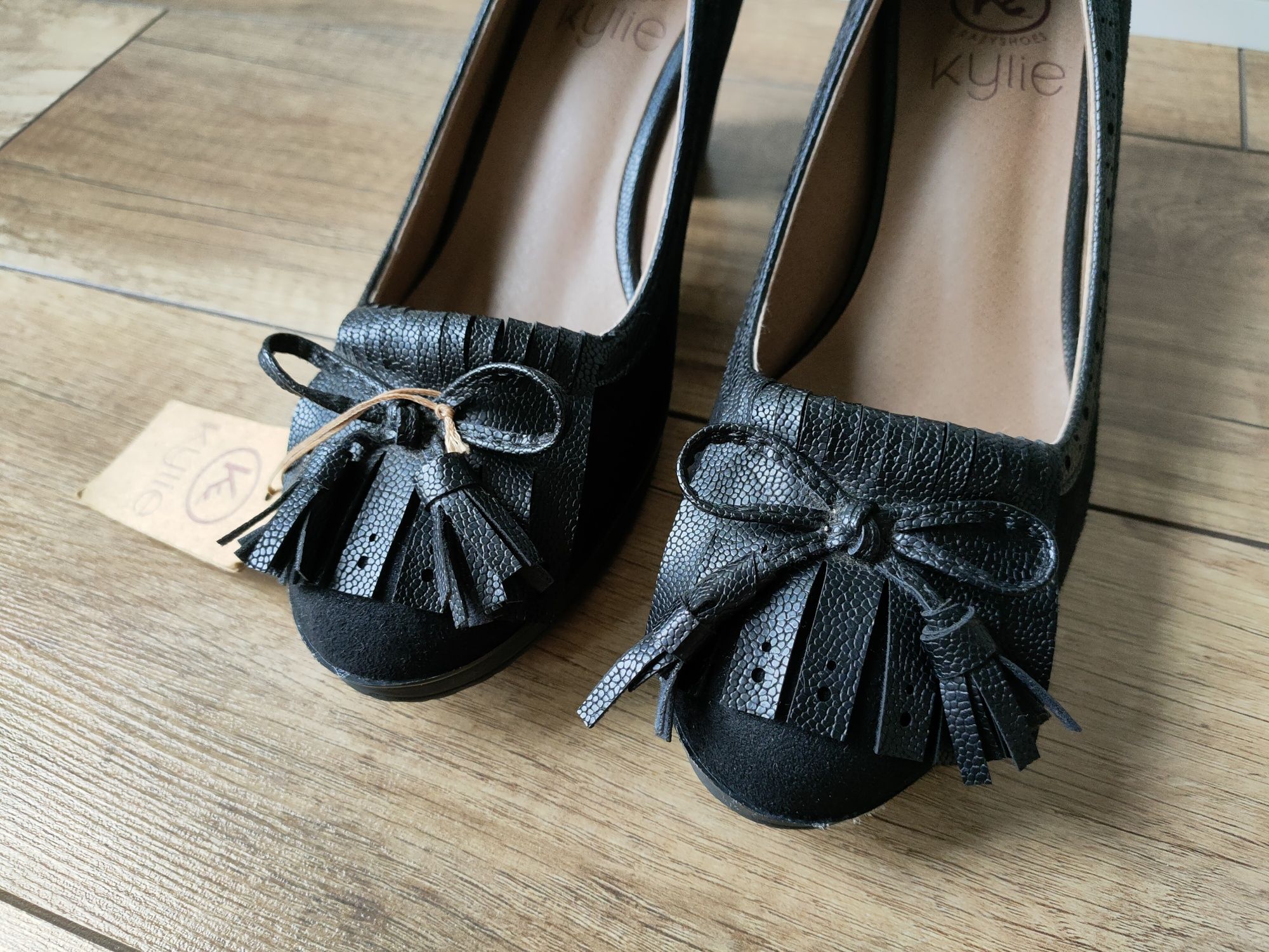Czółenka Kylie Crazy Shoes buty na obcasie Sabela r. 38 25cm