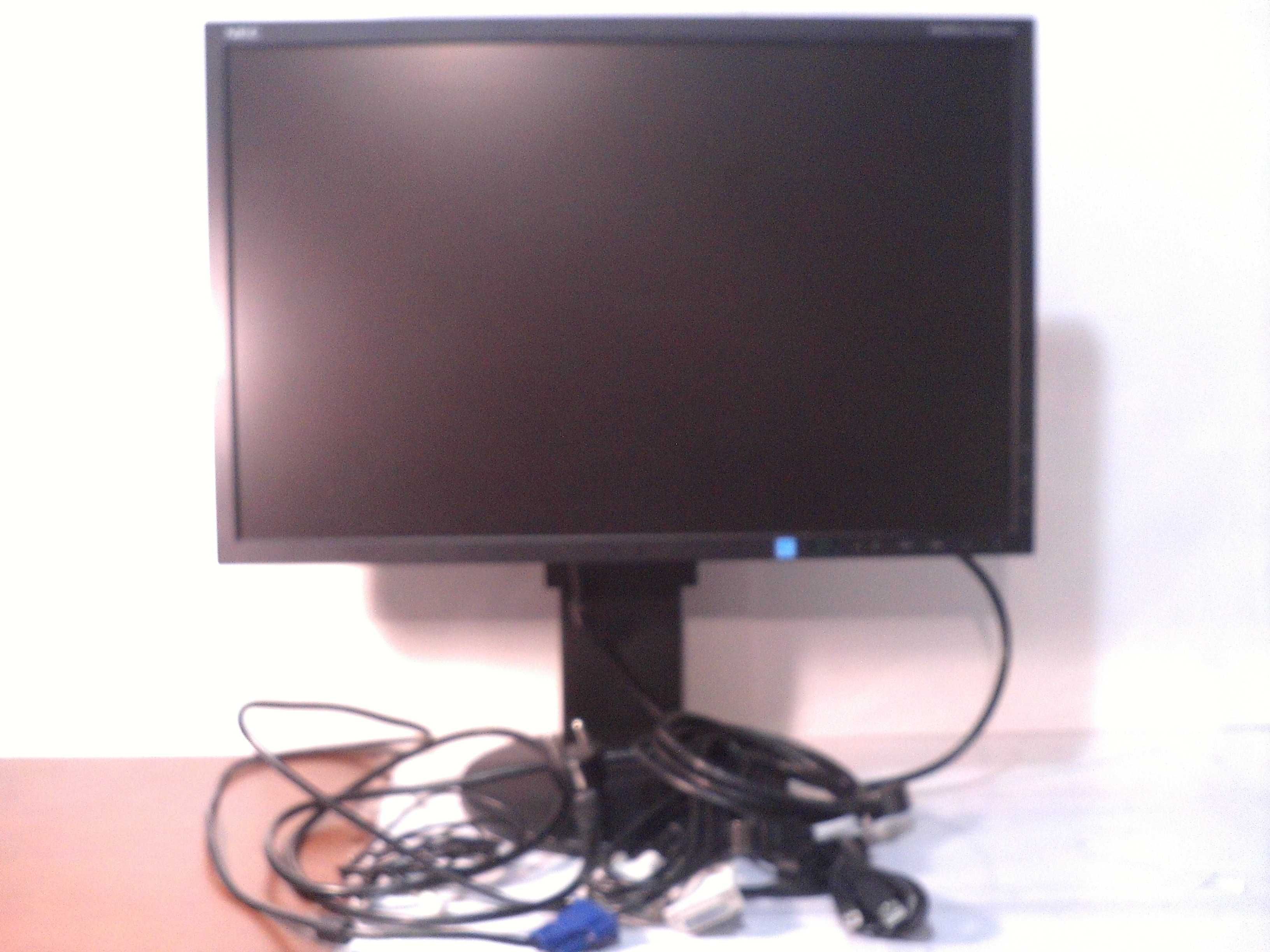 Monitor NEC EA223WM 22" PIVOT, DP, DVI, VGA, 4XUSB, wszystkie kable !