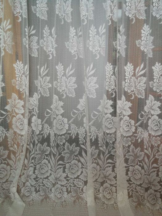 Długie Eleganckie Firanki Żakardowe na taśmie