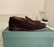 Sapatos Yucca em Camurça Novos