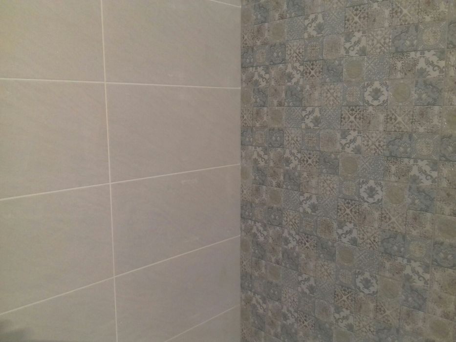 Плиточник. Сантехник. Электрик. Штукатурка. Стяжка. Поклейка обоев.