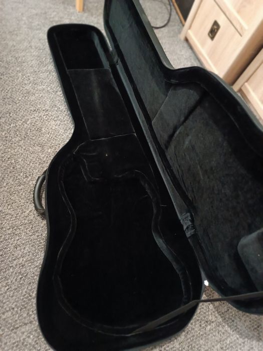 Кейс для бас гитары