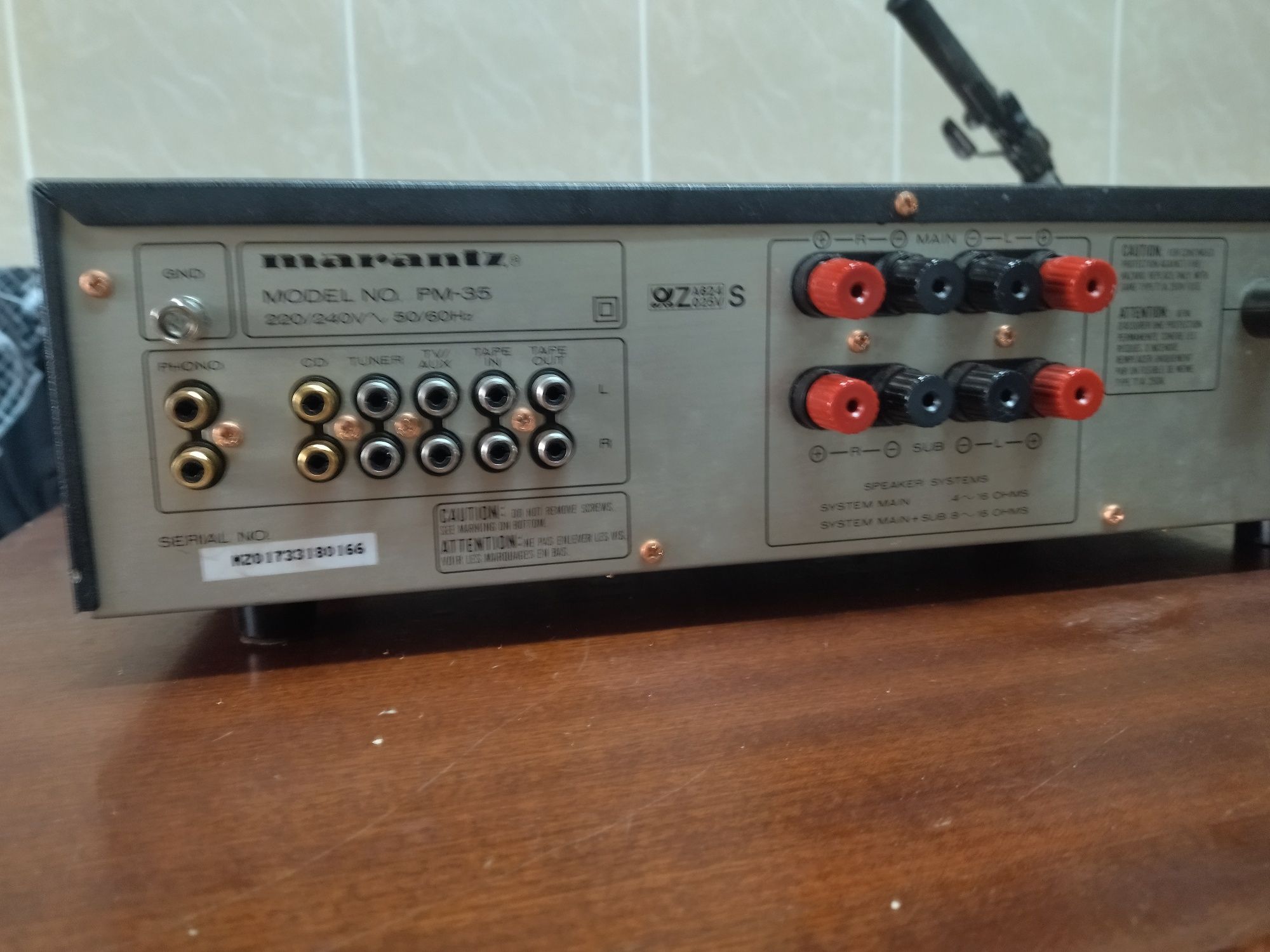 Amplificador Marantz pm 35.