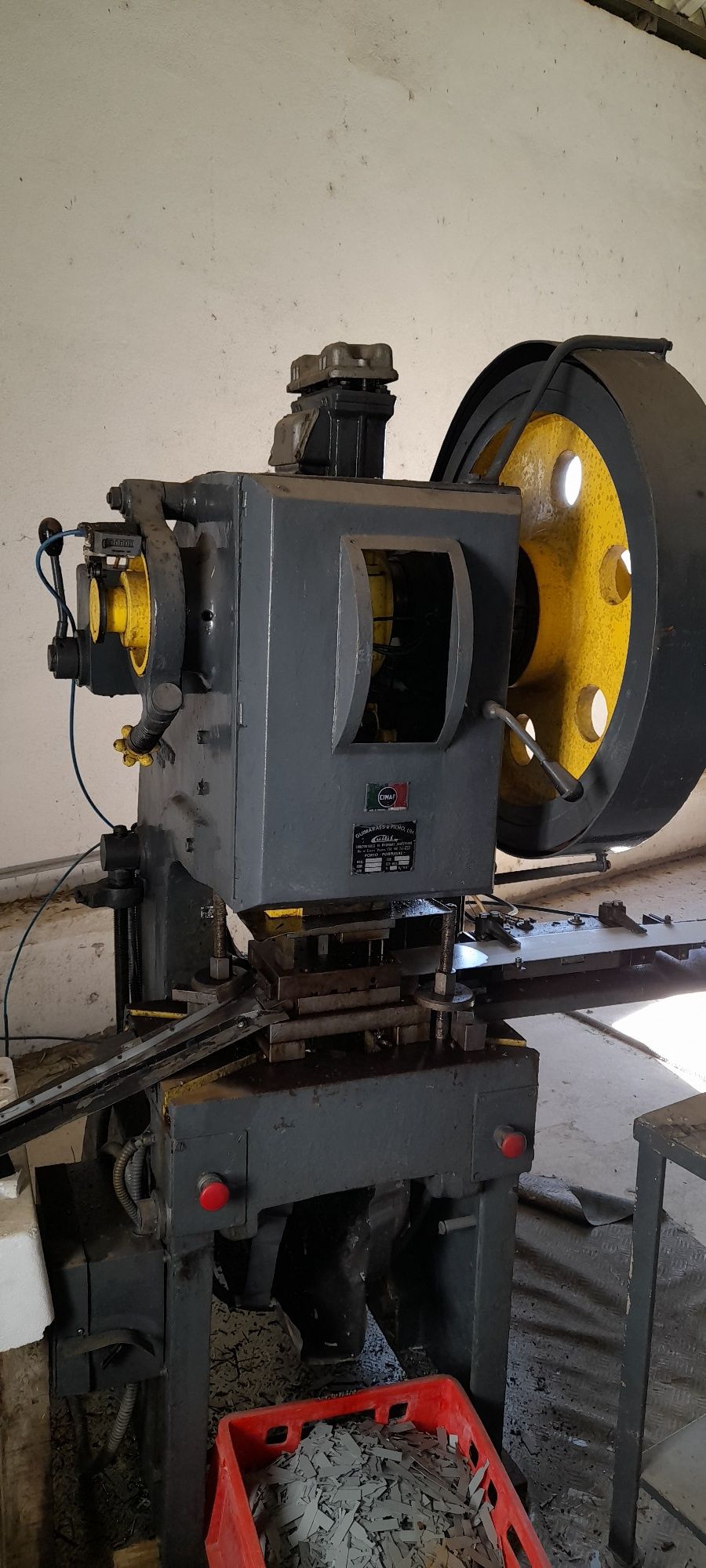 Prensa eléctrica/Ar comprimido