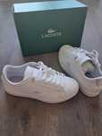 Lacoste tenisówki sneakersy białe z logo r 35,5 carnaby Evo 222