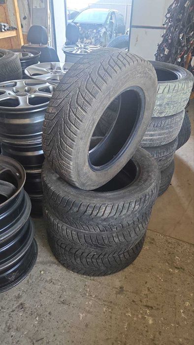 Зима шини Hankook Winter i*cept iZ3 W636 195/65 R15 95T XL