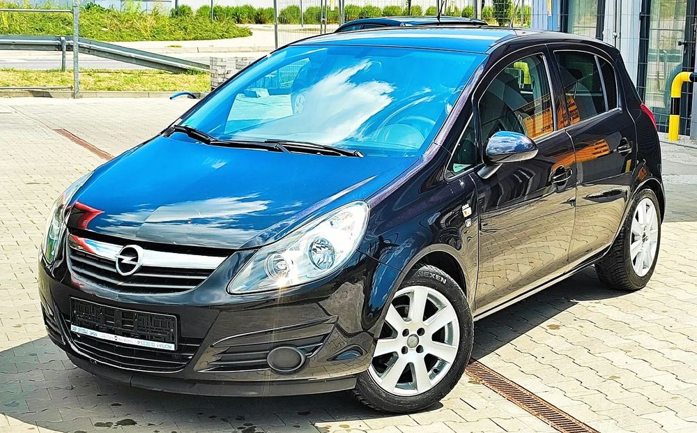 Opel Corsa 1,4 /111 Jahre Edition/Zadbany z Niemiec