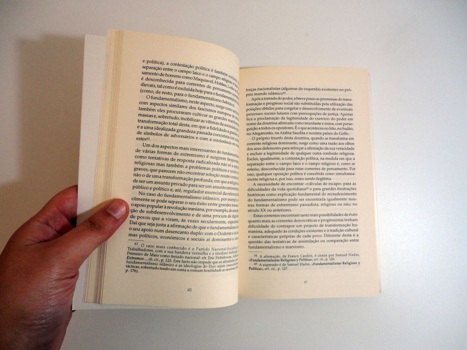 "Com Alá ou com Satã?" (Domingos Lopes, Luís Sá)