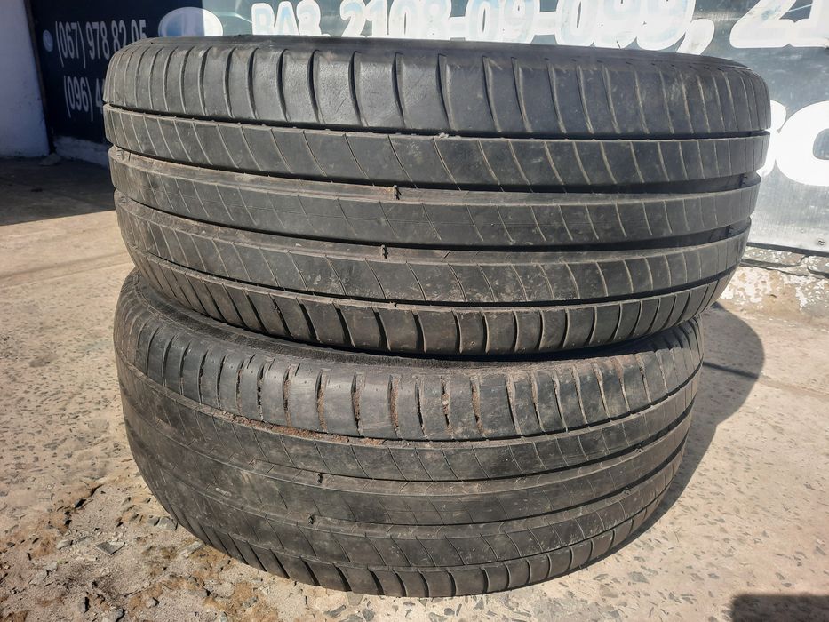Продам ризину пару 225-50 Р-18 літо Мішелін  Германія