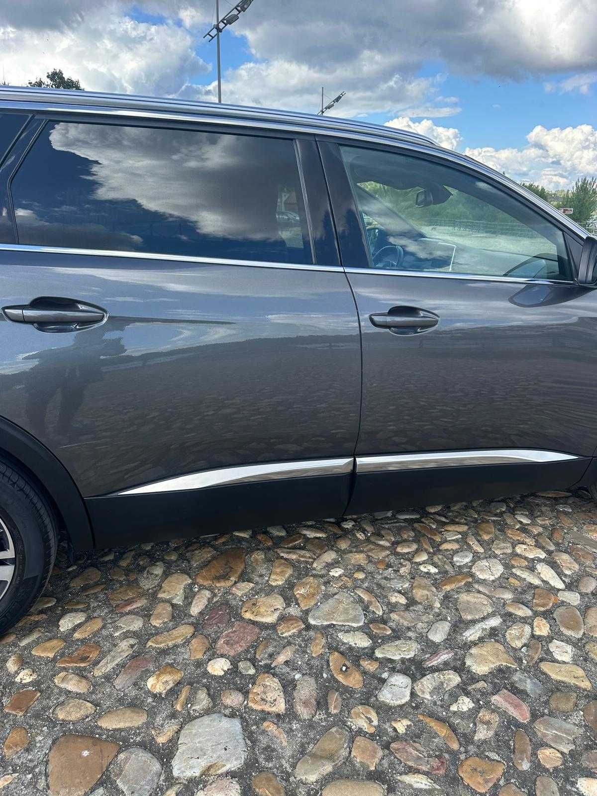Peugeot 5008 - 1.5 HDI GT LINE