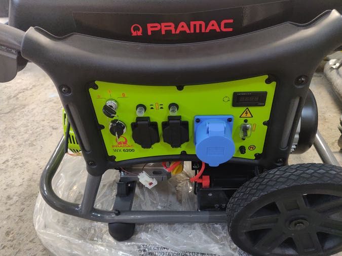 Генератор бензиновий PRAMAC WX 6200 ES