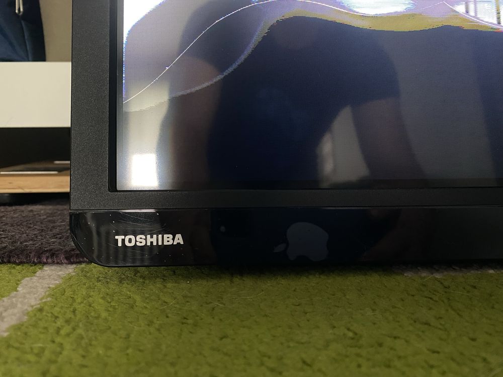 Telewizor Toshiba 32W3433DG na części