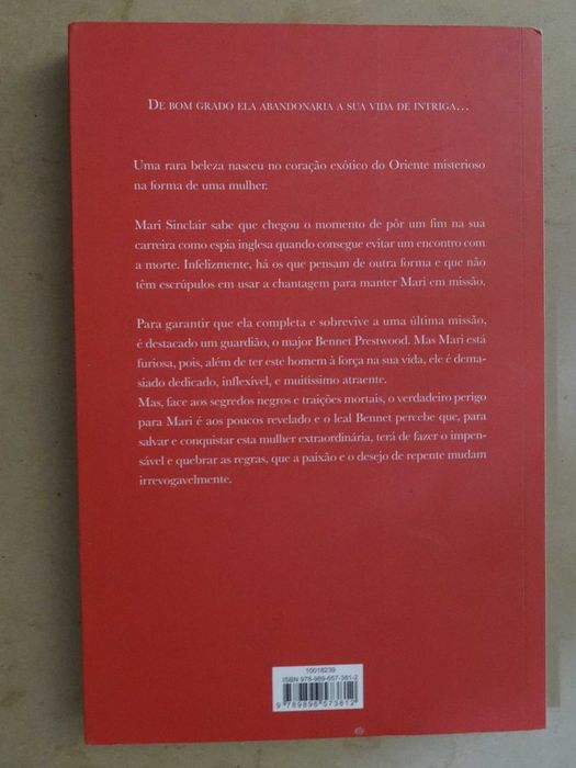 Um Segredo No Seu Beijo de Anna Randol - 1ª Edição