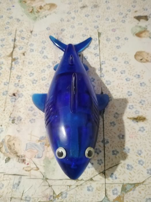 Vendo para trabalho de escola bom estado