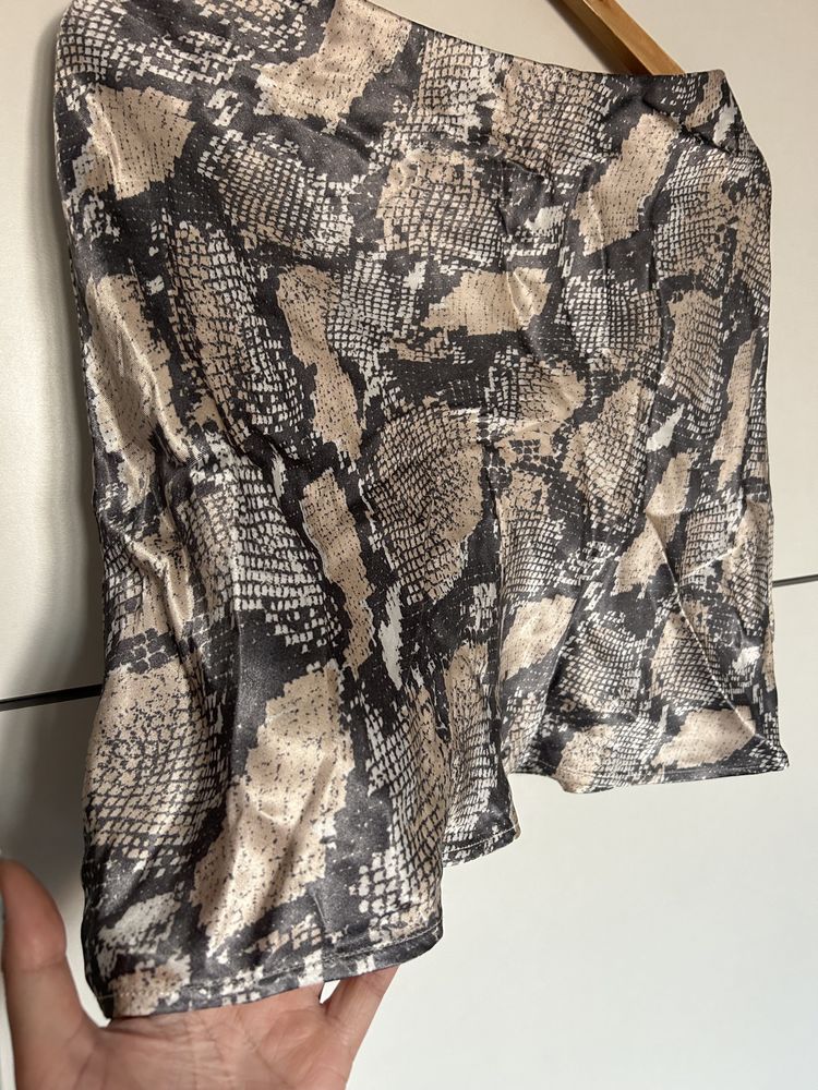 Spódnica wzór skóry węża r. S H&M