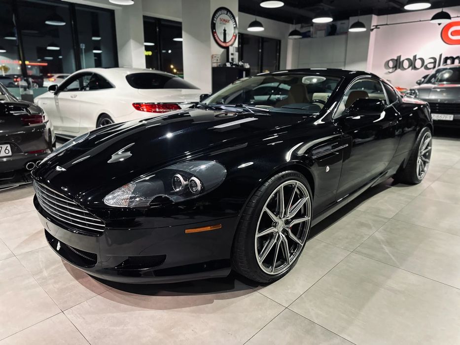 Aston Martin DB9 Bezwypadkowy, zarejestrowany, stan kolekcjonerski, V12