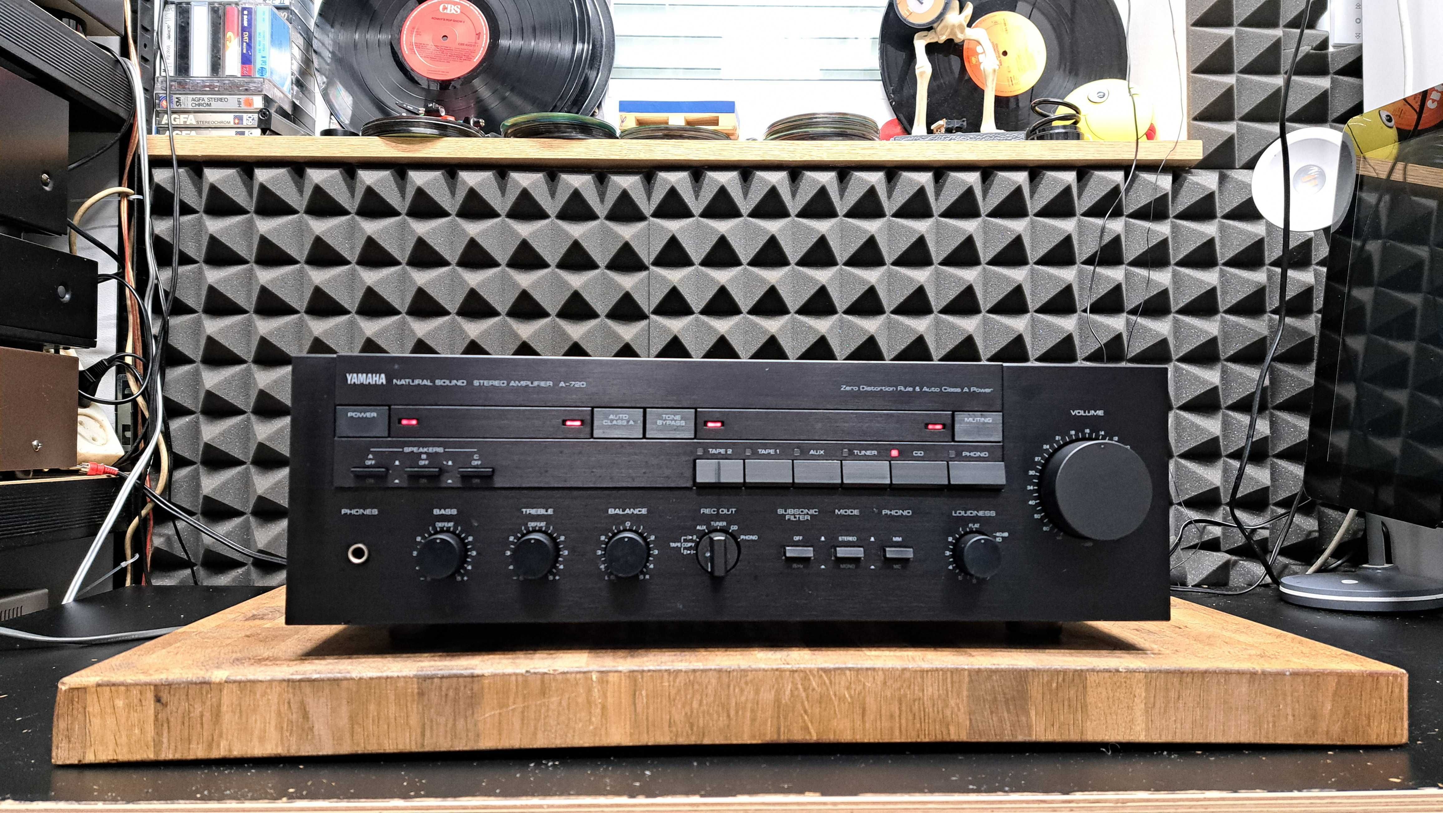 Wzmacniacz Yamaha A-720