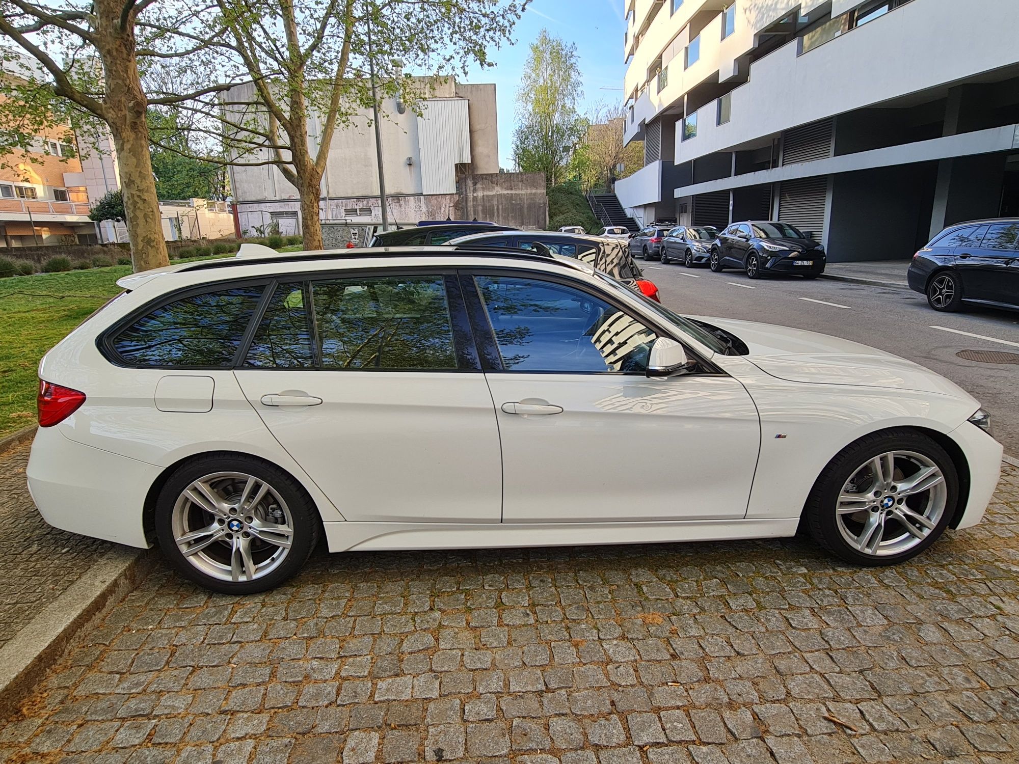 Bmw 320D Touring M motor novo (2000 km)