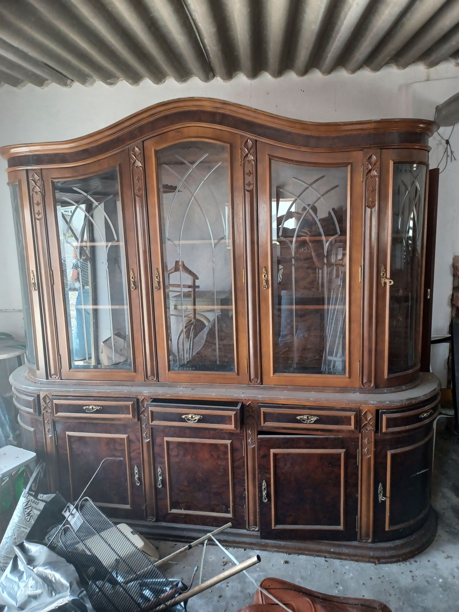 Móvel Sala + Mesa Sala + 6 Cadeiras