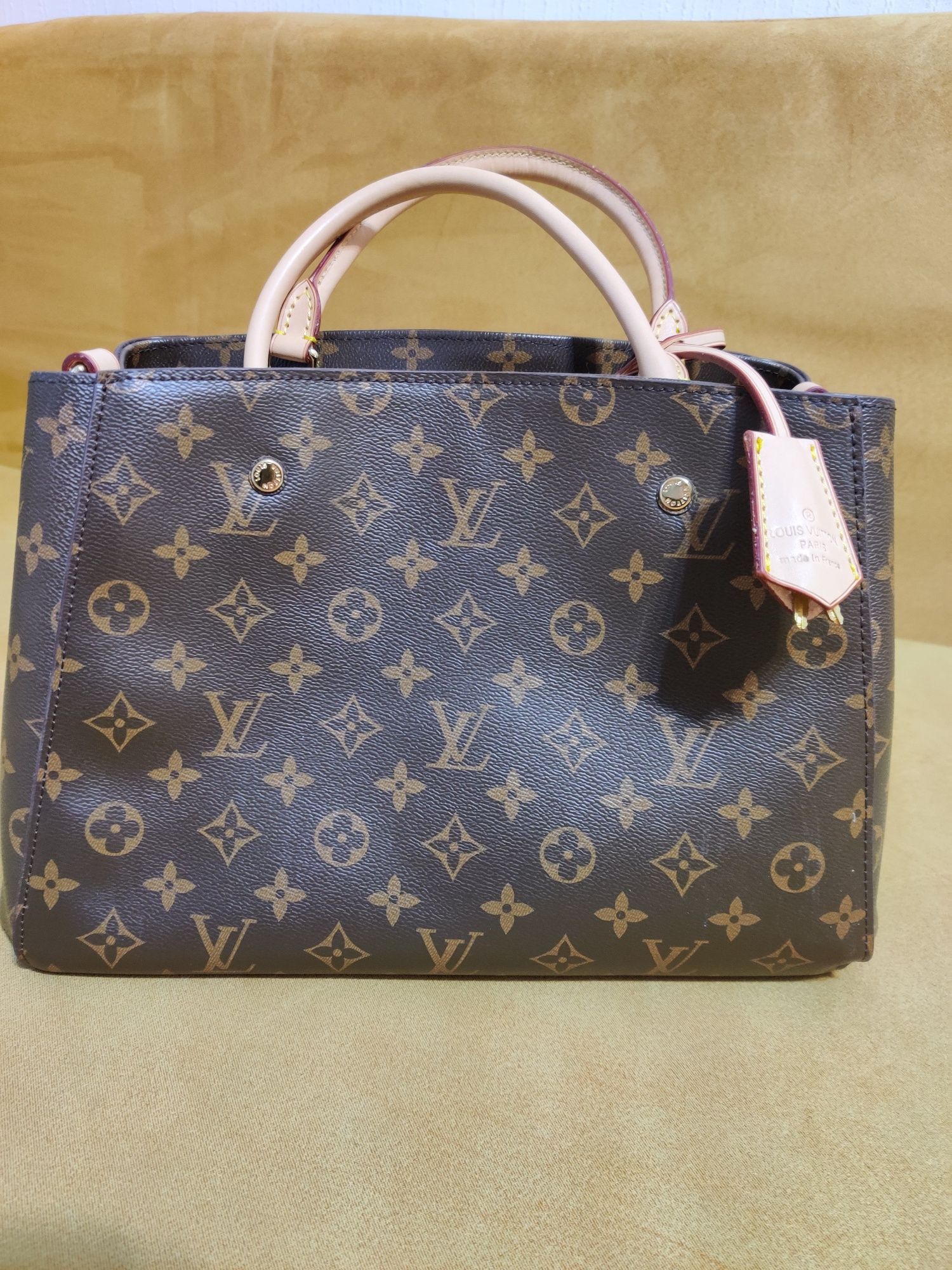 Cумка Louis Vuitton