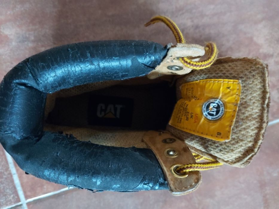 Продаю ботинки Caterpillar