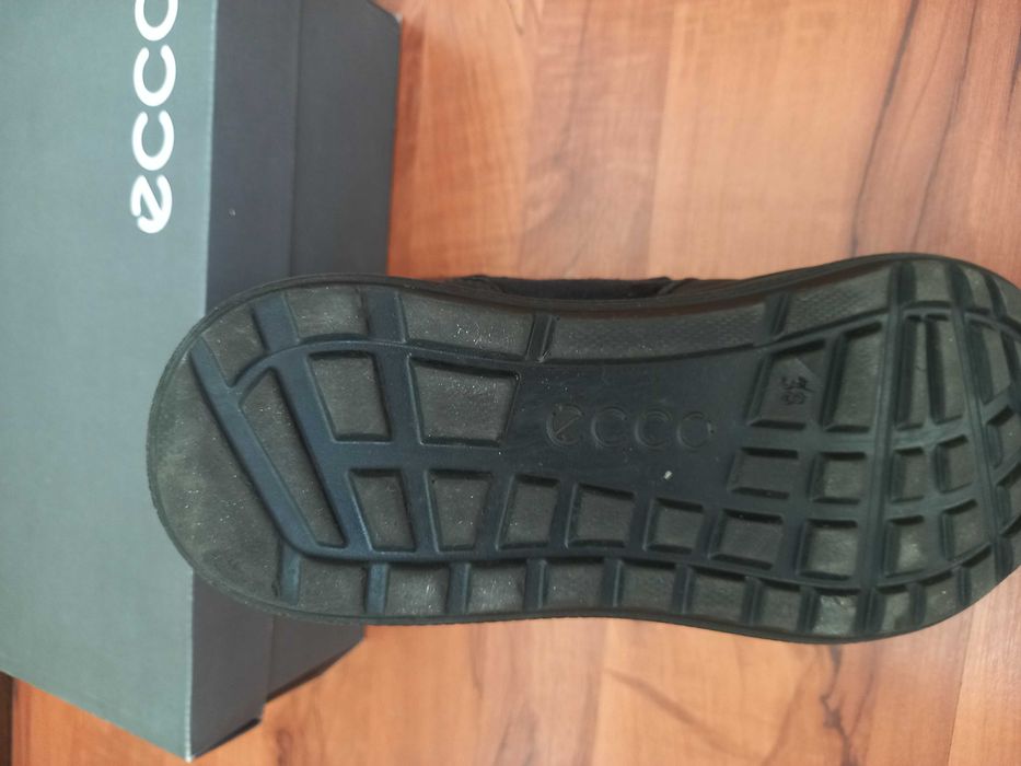 Чоботи чоловічі зимові 38. Ecco