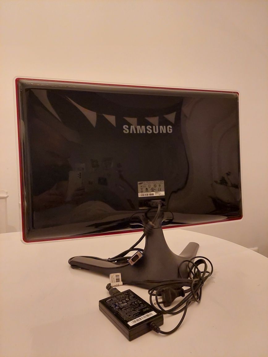 Monitor Samsung 23