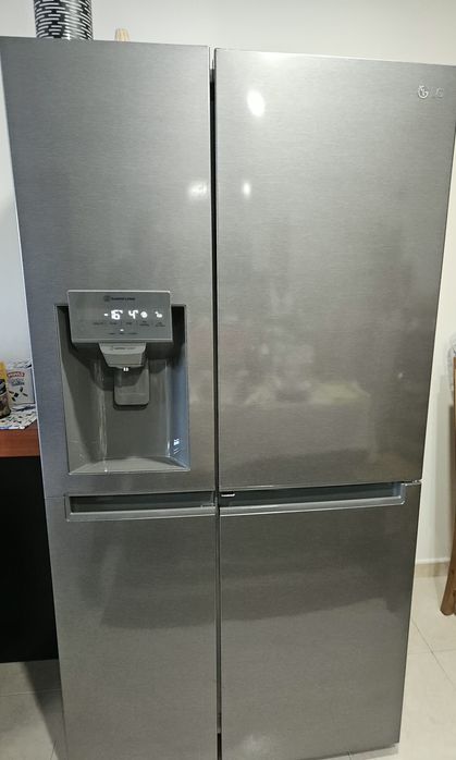 Frigorífico americano