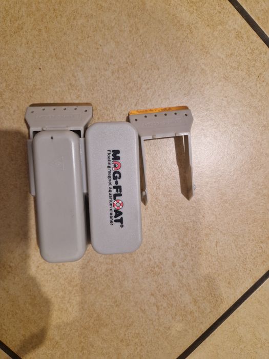 Czyścik do akwarium mag float